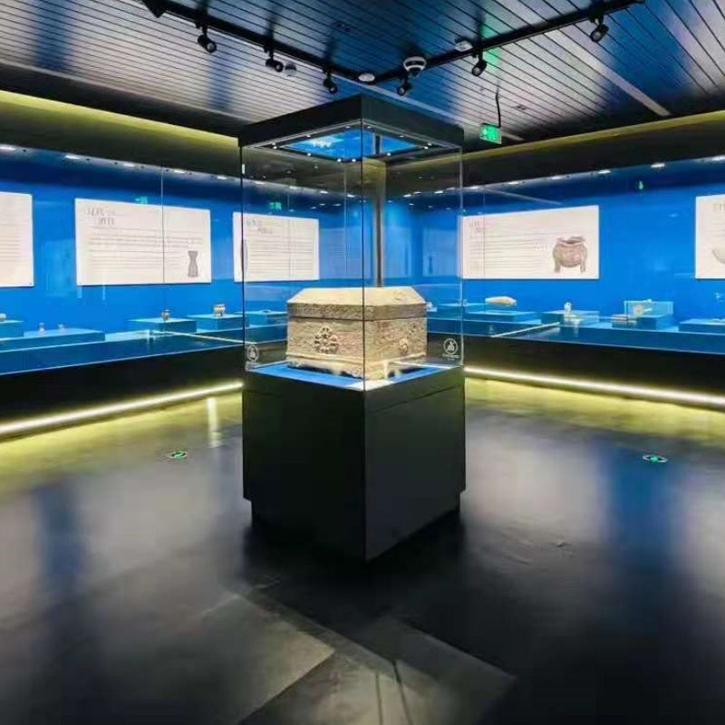 sundisplaycase.com